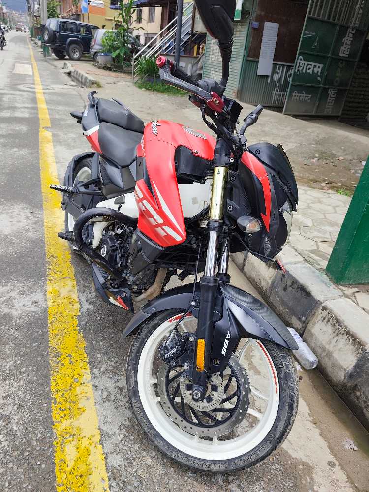 2022 Bajaj NS 200, photo 3
