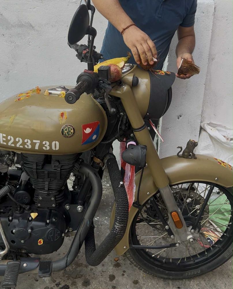 2021 Royal Enfield Classic 350, photo 2