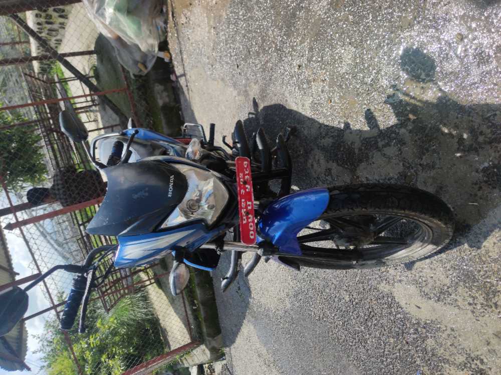 2019 Honda Shine, photo 2