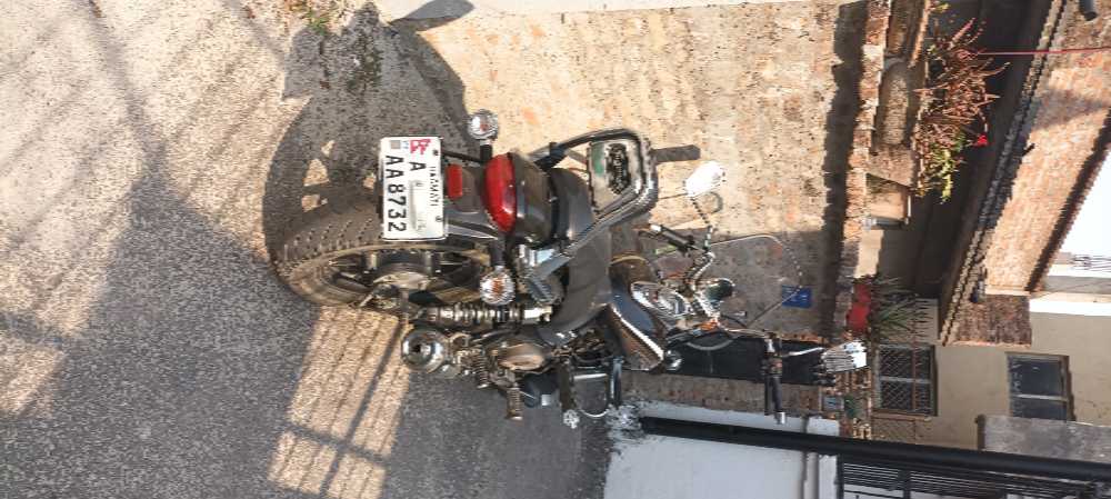 2018 Bajaj Avenger 220, photo 2