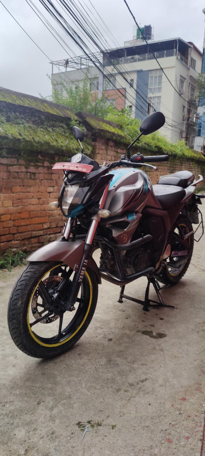 2019 Yamaha R15, photo 2