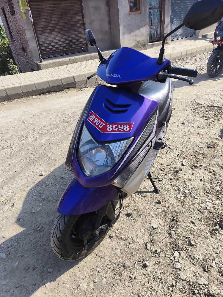 2012 Honda Dio, photo 3