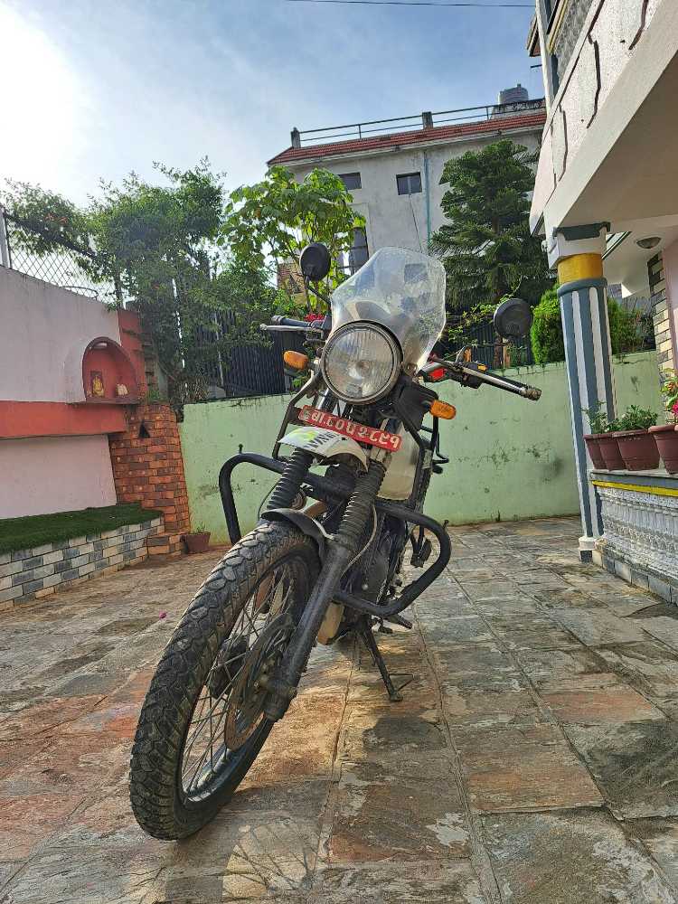 2016 Royal Enfield Himalayan, photo 3