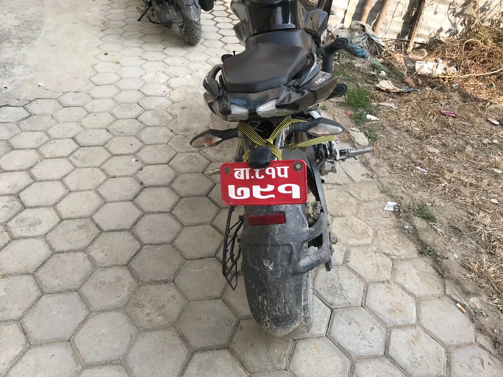 2017 Bajaj NS 200, photo 3