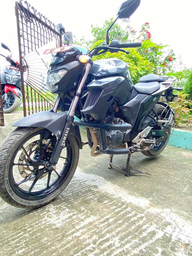2018 Yamaha R15, photo 4
