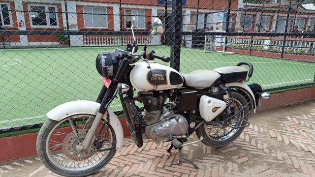 2018 Royal Enfield Classic 350, photo 5