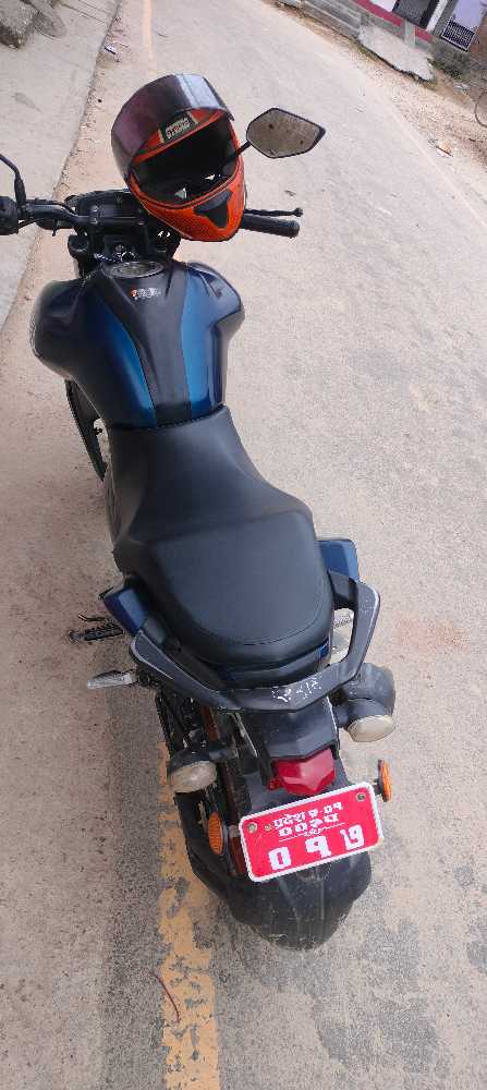 2021 Yamaha FZS, photo 2