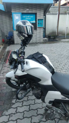 2018 Yamaha R15, photo 2