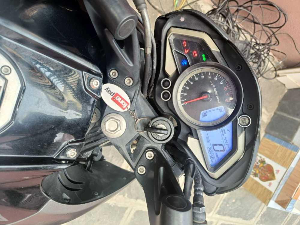 2017 Bajaj NS 200, photo 3