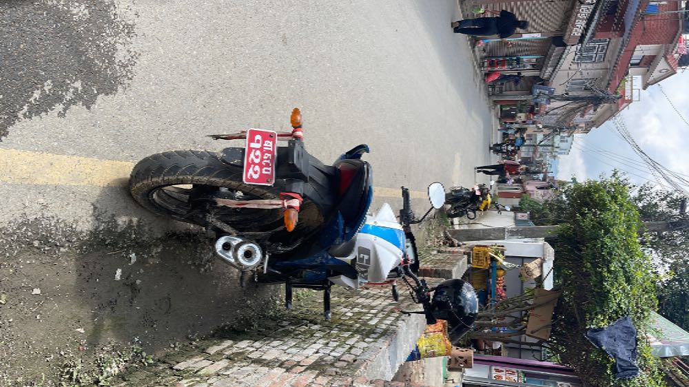 2015 Suzuki Gixxer 150, photo 2