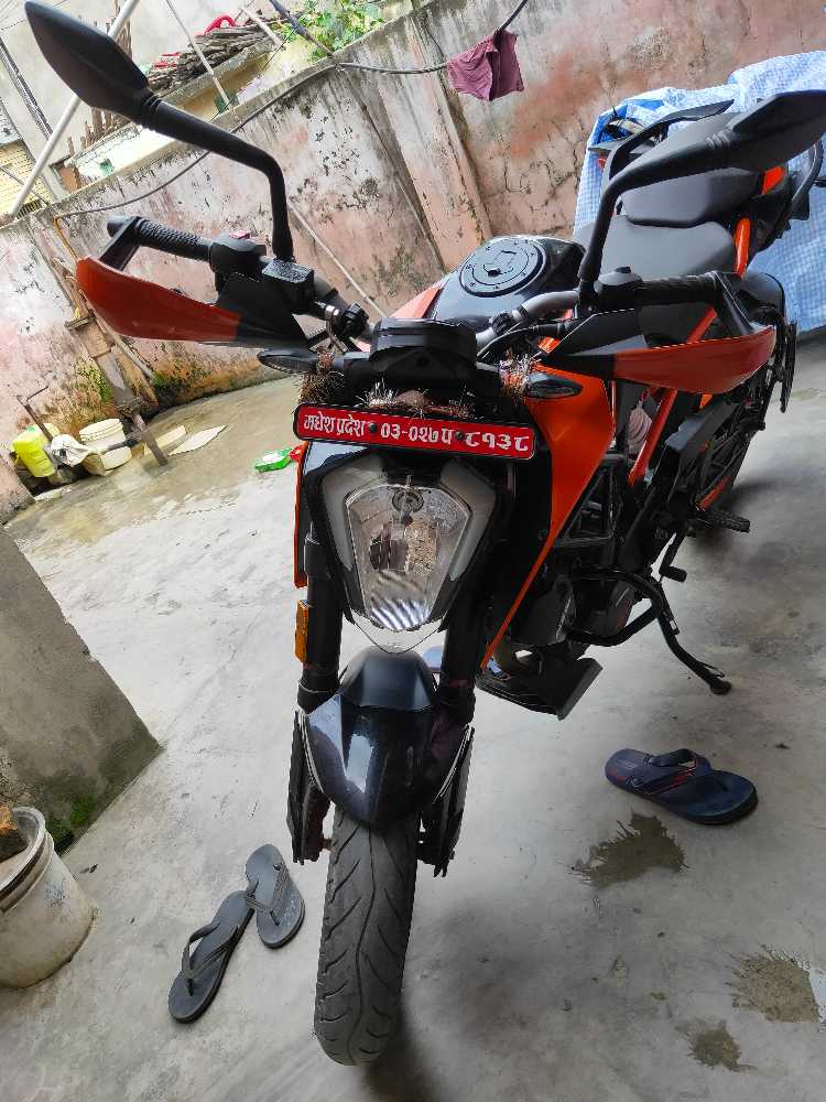 2022 KTM Duke 200, photo 2