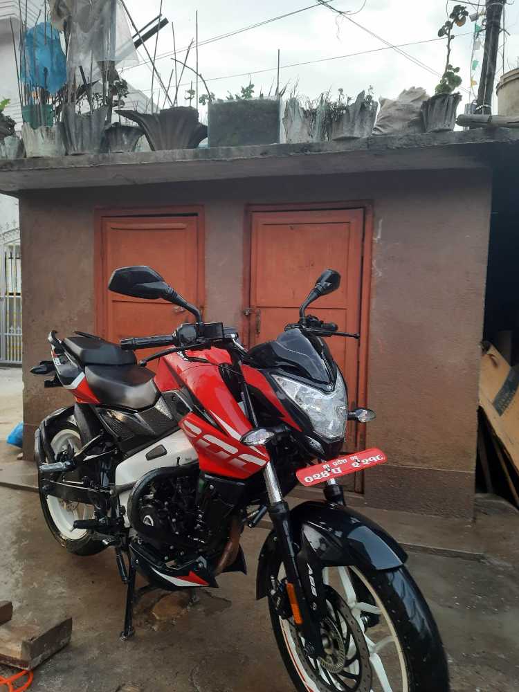 2020 Bajaj RS 200