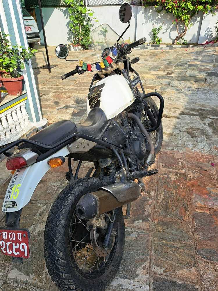 2016 Royal Enfield Himalayan, photo 2