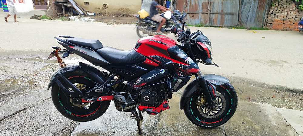 2020 Bajaj NS 200, photo 2