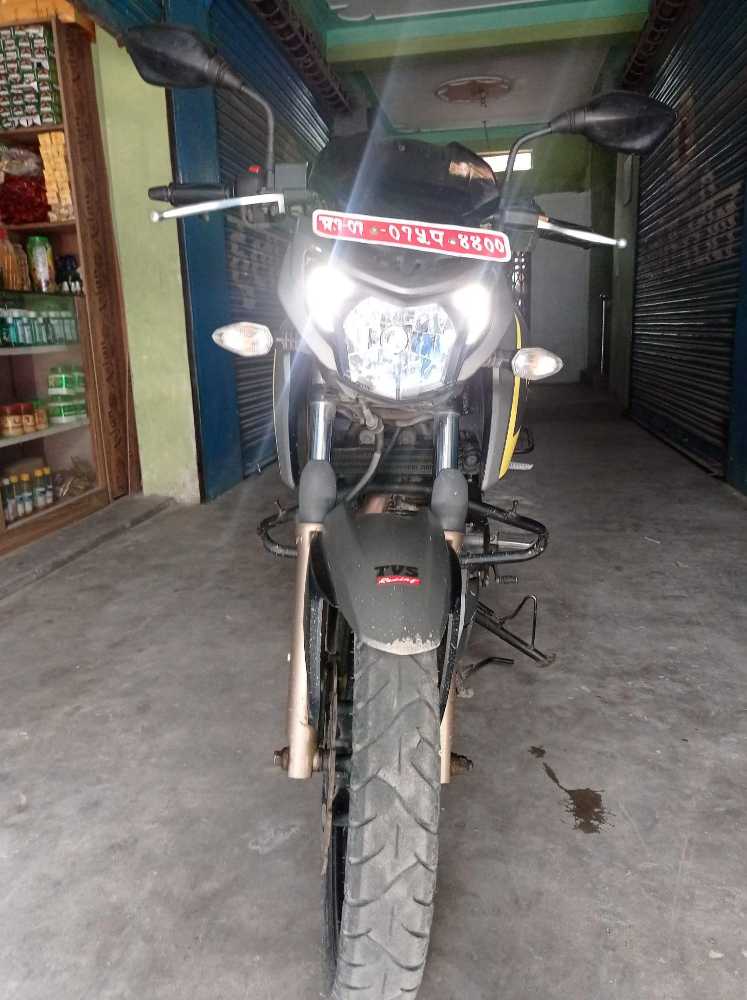 2018 TVS Apache RTR 200 4V, photo 2