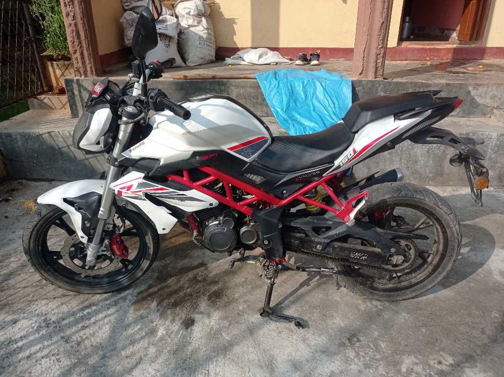 2021 Benelli TNT 150i, photo 3