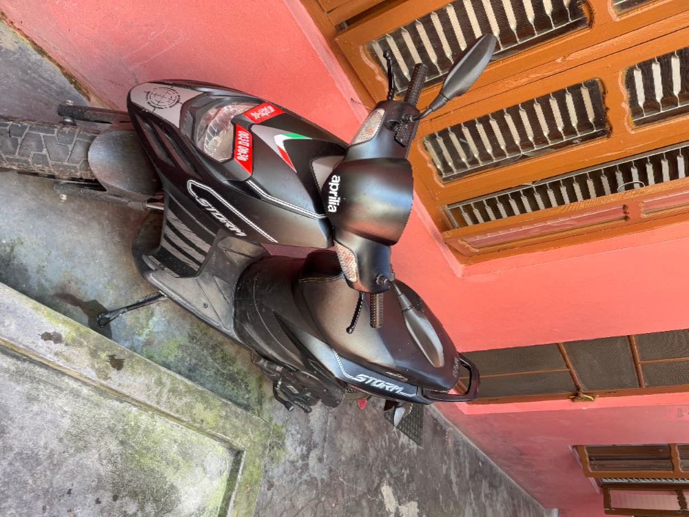 0 Aprilia SR 150, photo 5