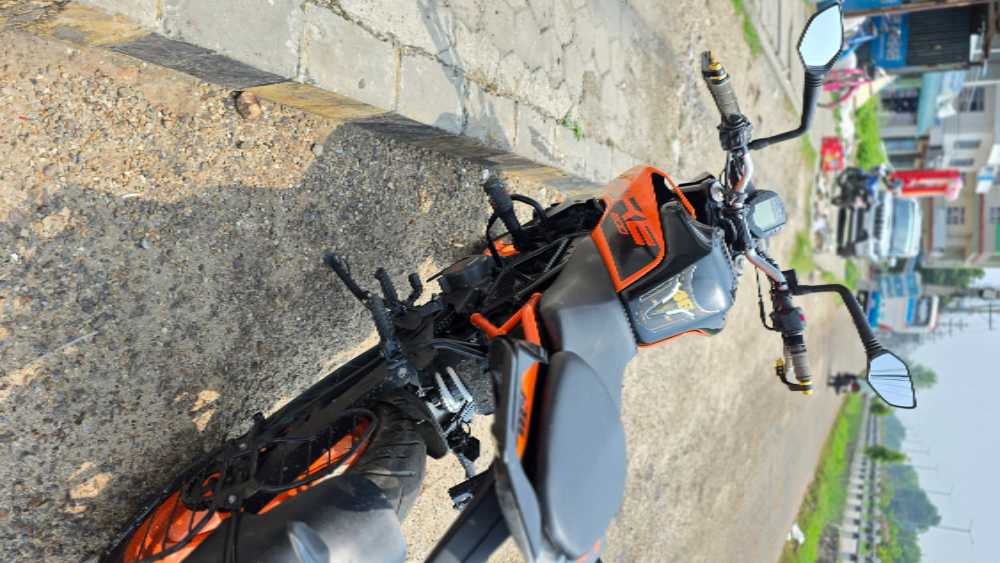 2022 KTM Duke 200, photo 2