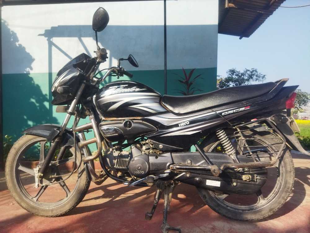 2015 Hero Super Splendor, photo 2