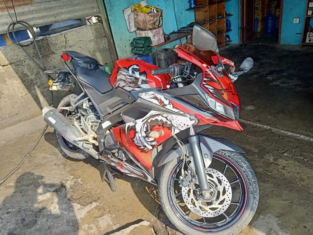 2020 Yamaha R15, photo 2