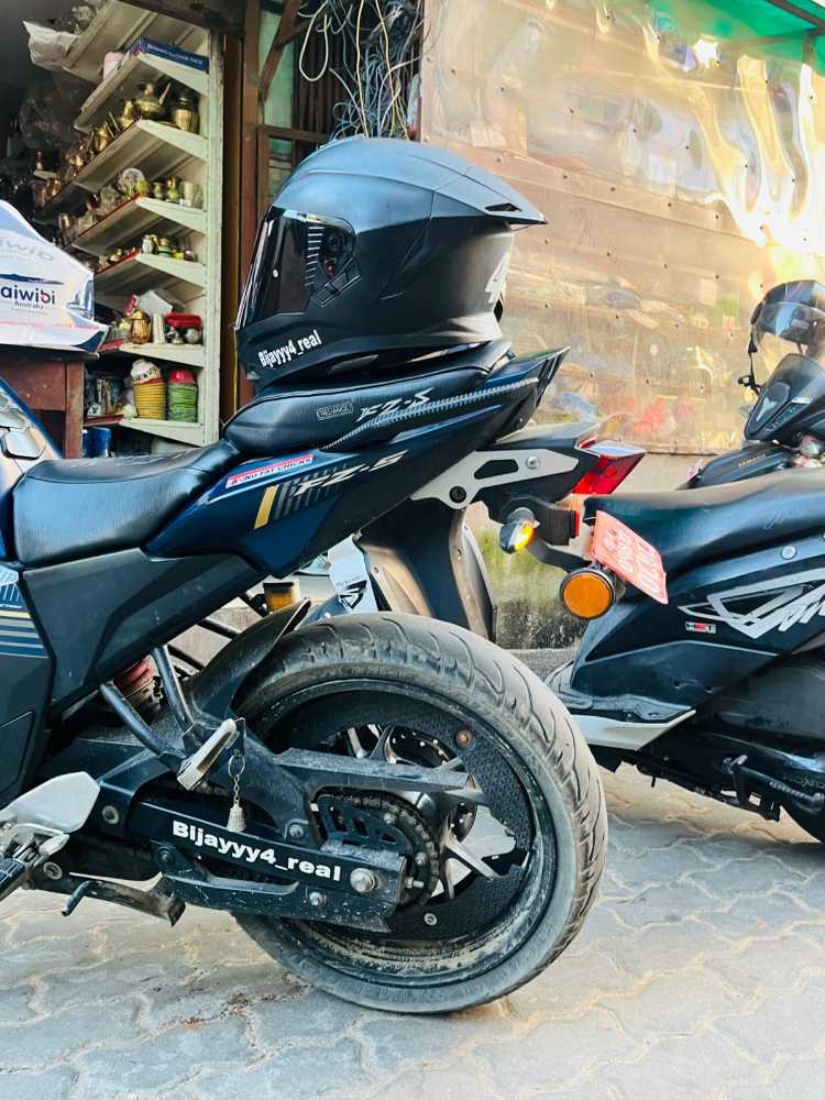 2020 Yamaha FZS, photo 3
