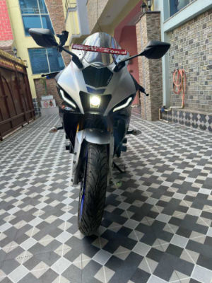 2022 Yamaha R15, photo 5
